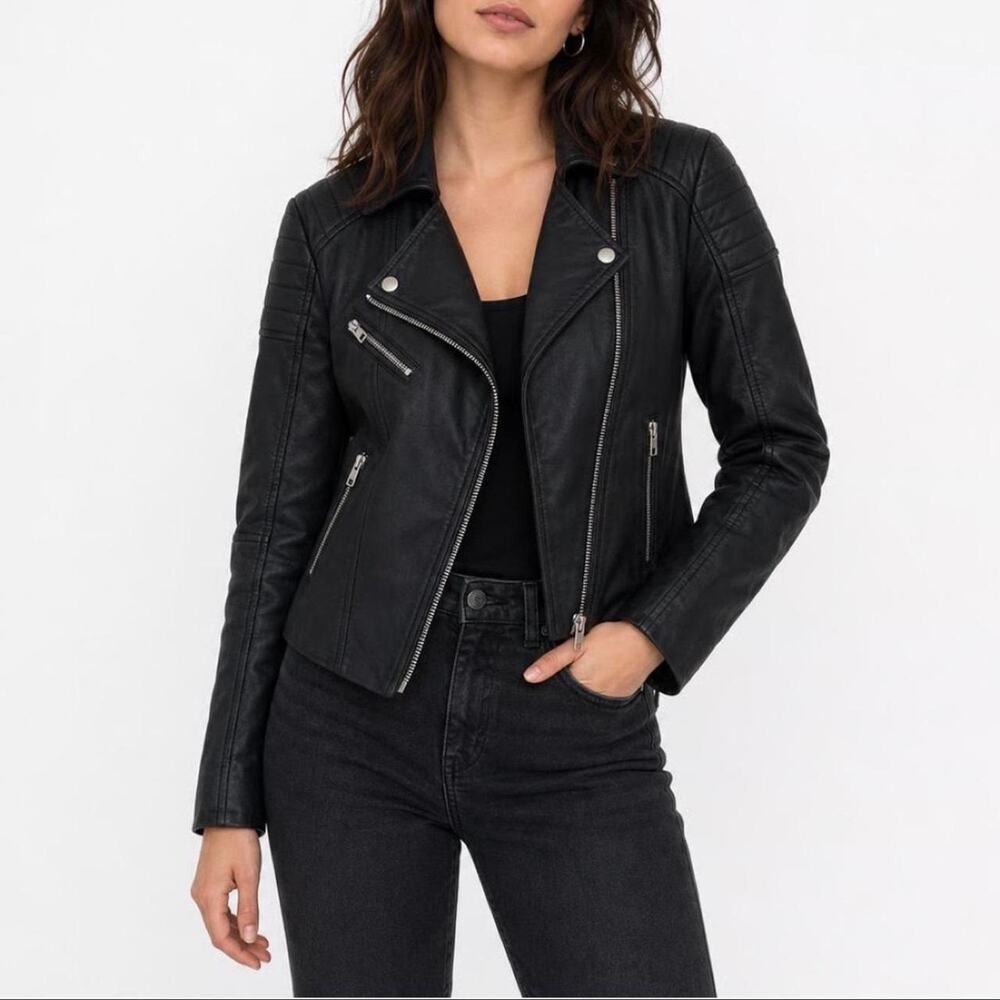 Shinesstar black faux leather jacket